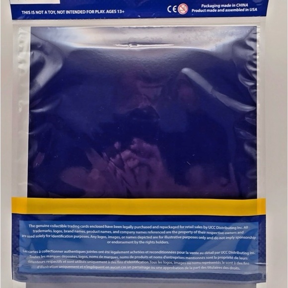 Pokémon TCG Exclusive Mystery Bundle 9 Cards 1-Holographic Included - New Sealed - Picture 2 of 2